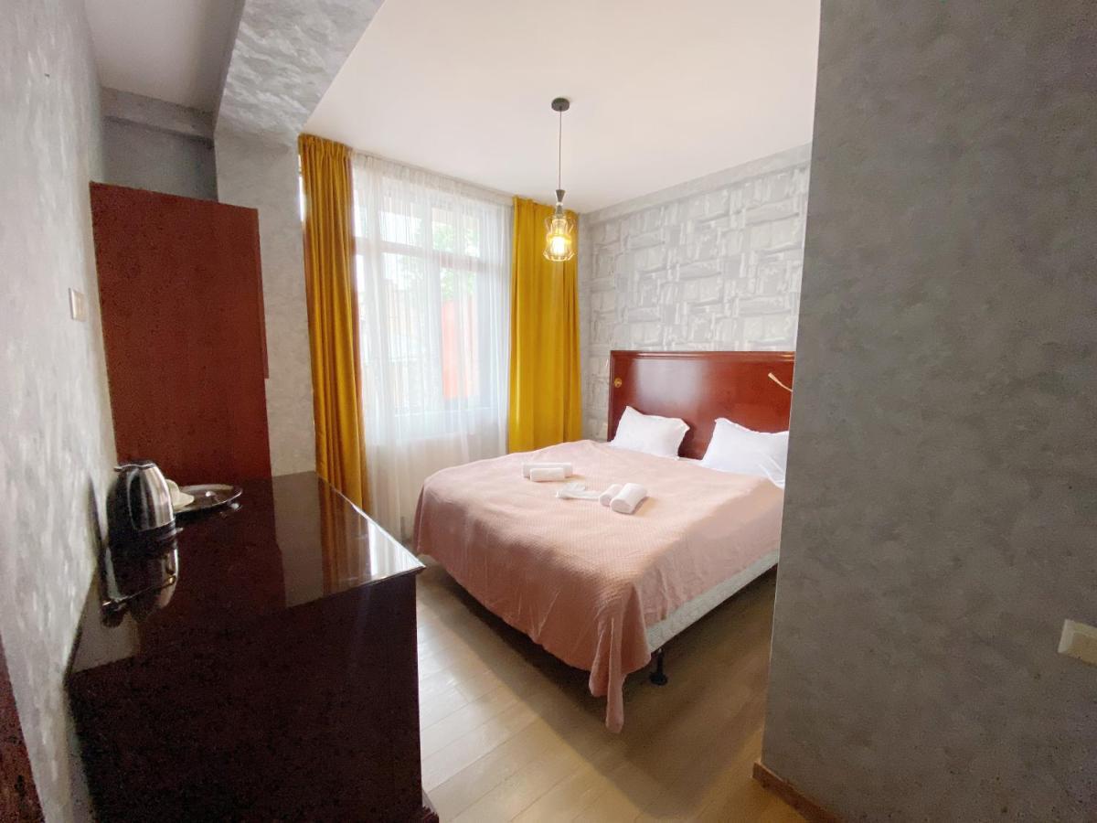Chonkadzehotel Tiflis Exterior foto