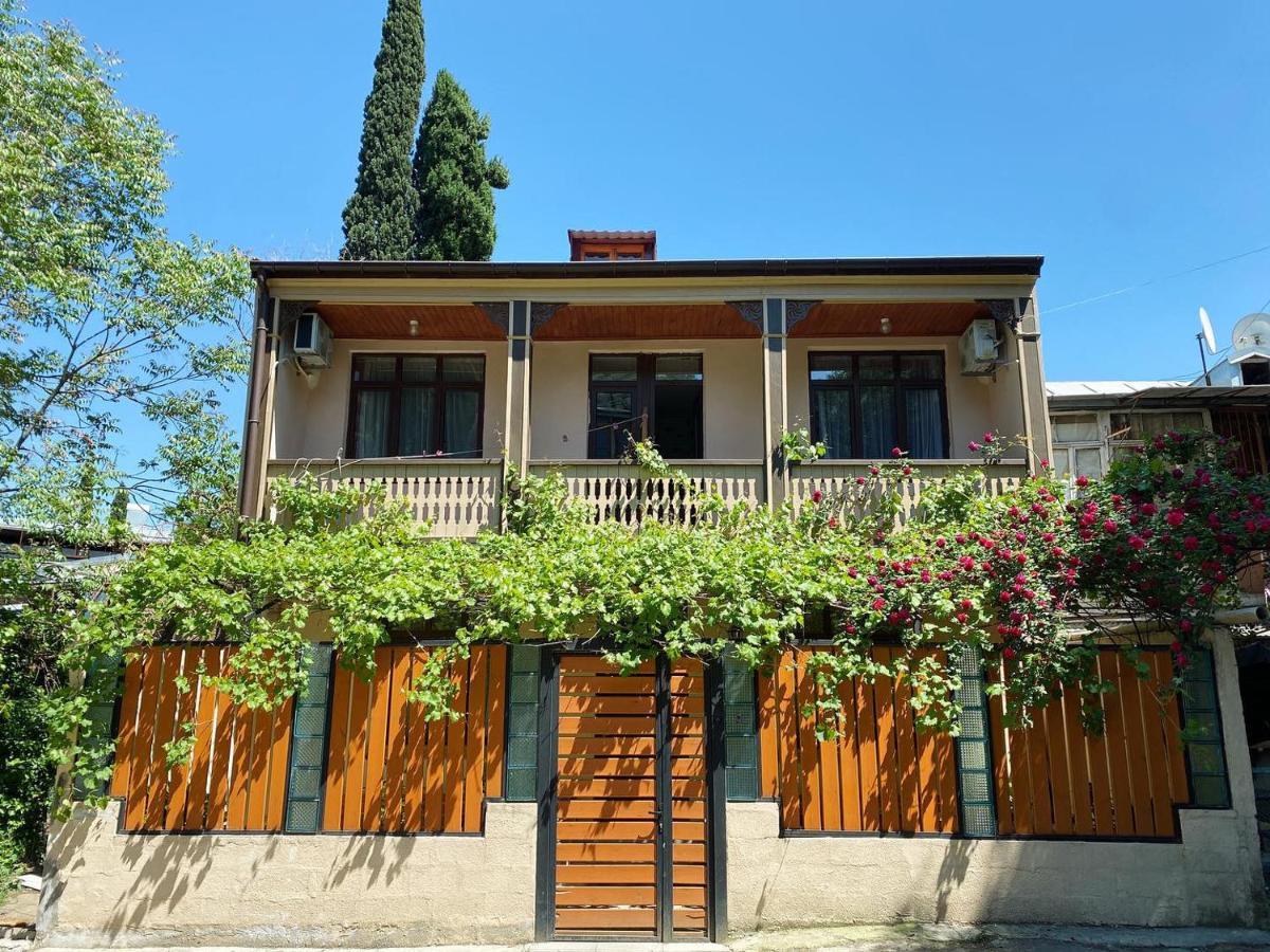 Chonkadzehotel Tiflis Exterior foto